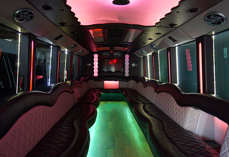 St Louis party buses